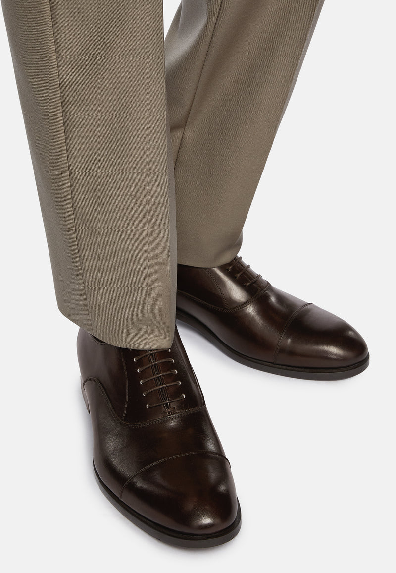 Brown Leather Oxford Style Shoes