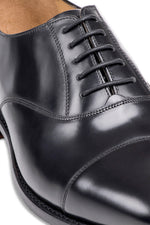 CLASSIC LEATHER SHOE 'SHINY EFFECT' WITH GOODYEAR CONSTRUCTION
