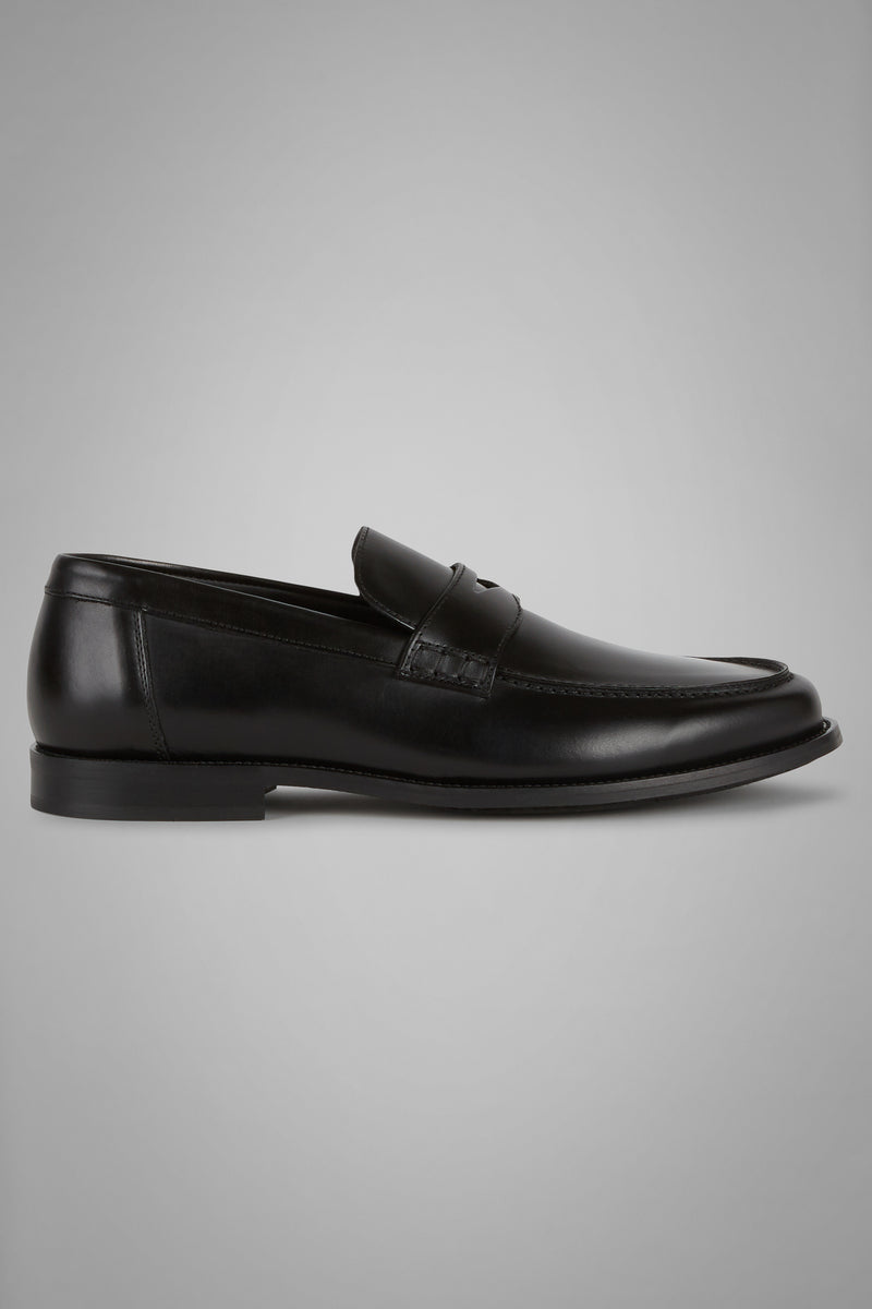 Smooth Leather Loafers With Rubber Soles